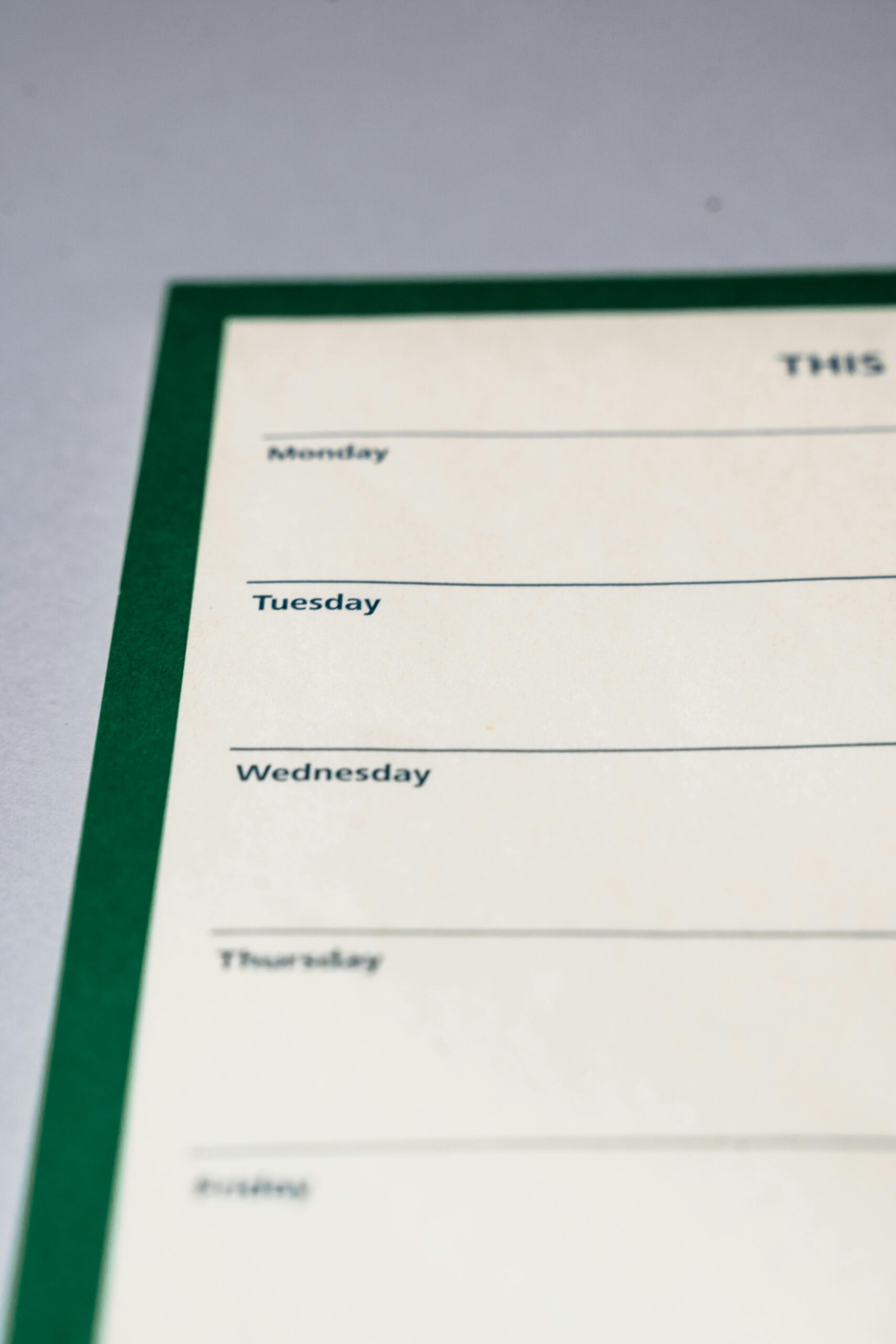 A Arte de Dizer ‘Não’: O Minimalismo Começa na Sua Agenda